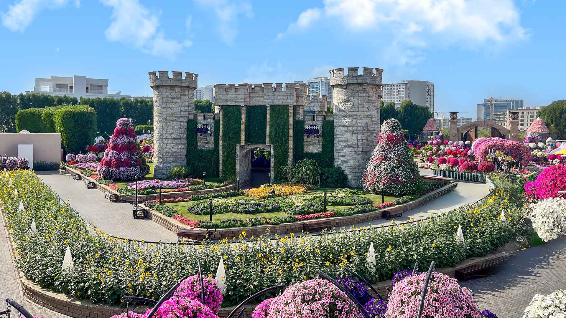 Floral Castle overview